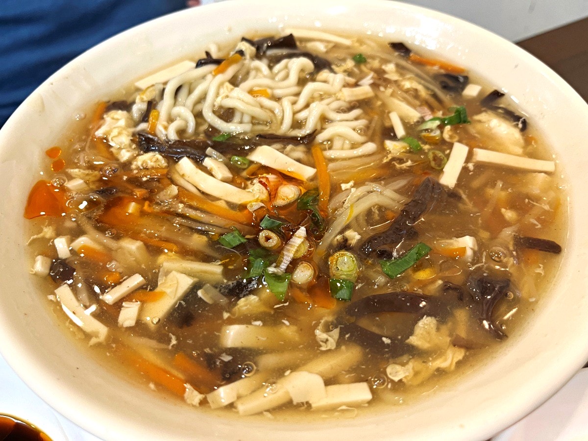 北芳園 牛肉拉麵-鳳山大東店 | 加麵不加價超美味手工刀削麵 | 必需要推的平價美味