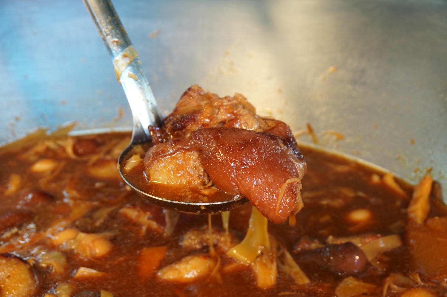 高雄人氣美食市場 -德民黃昏市場 | 超過百攤人氣美食熟食 | 實在銅板美食 | 高雄熟食市場 - 第9張圖 高雄人氣美食市場 -德民黃昏市場 | 超過百攤人氣美食熟食 | 實在銅板美食 | 高雄熟食市場
