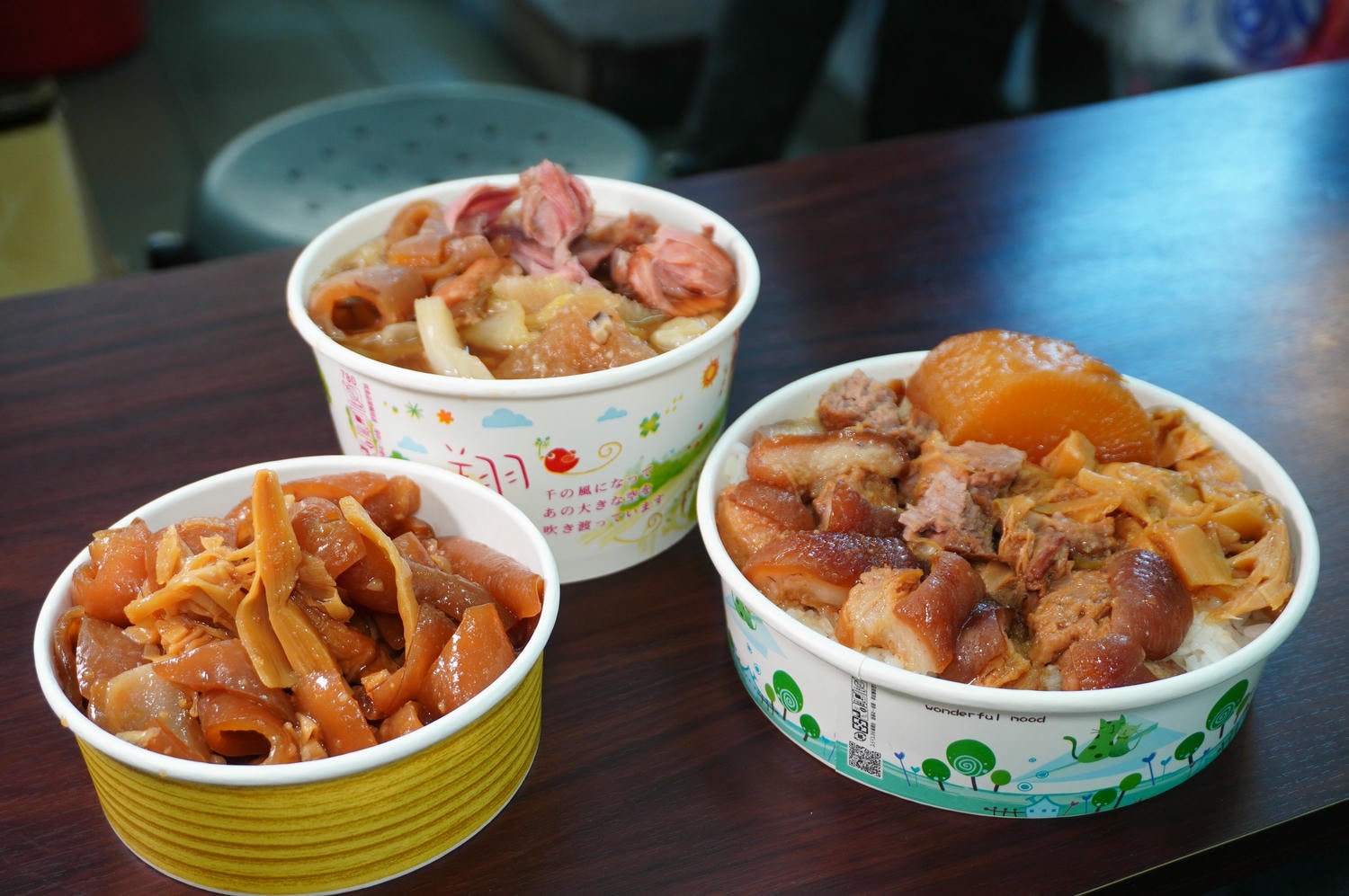 高雄人氣美食市場 -德民黃昏市場 | 超過百攤人氣美食熟食 | 實在銅板美食 | 高雄熟食市場 - 第11張圖 高雄人氣美食市場 -德民黃昏市場 | 超過百攤人氣美食熟食 | 實在銅板美食 | 高雄熟食市場