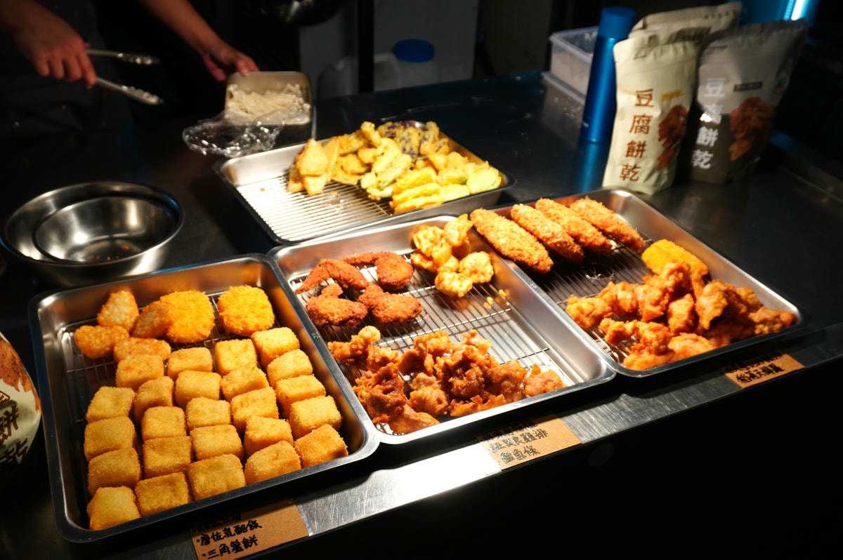 岡山黃昏市場 | 岡山捷運站走路5分鐘直達超值美食 - 第32張圖 岡山黃昏市場 | 岡山捷運站走路5分鐘直達超值美食