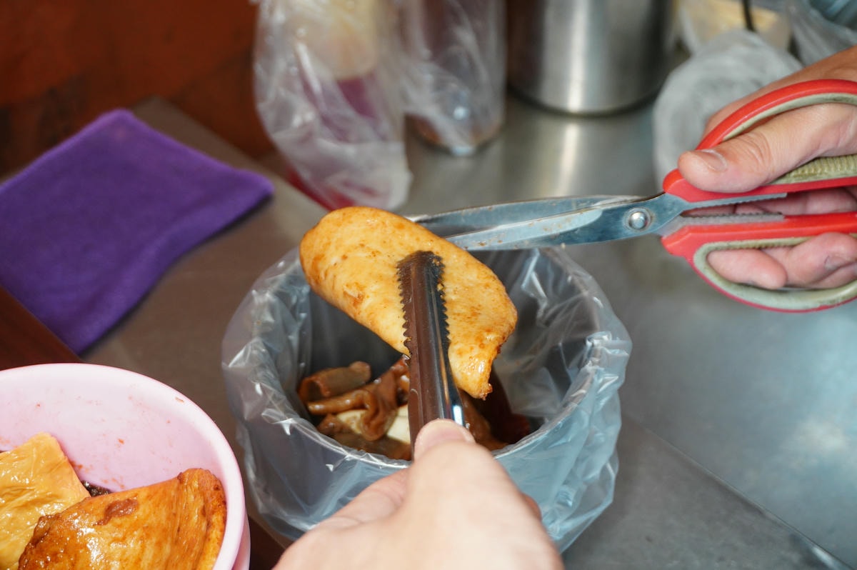 楠梓人必吃每天營業3小時滷味 | 李媽媽櫥窗滷味 楠梓站前店 | | 宅配滷味推薦 - 第14張圖 楠梓人必吃每天營業3小時滷味 | 李媽媽櫥窗滷味 楠梓站前店 | | 宅配滷味推薦
