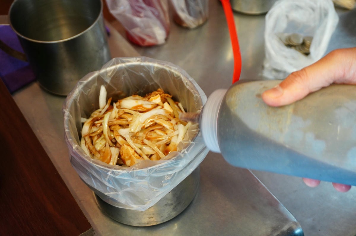 楠梓人必吃每天營業3小時滷味 | 李媽媽櫥窗滷味 楠梓站前店 | | 宅配滷味推薦 - 第16張圖 楠梓人必吃每天營業3小時滷味 | 李媽媽櫥窗滷味 楠梓站前店 | | 宅配滷味推薦