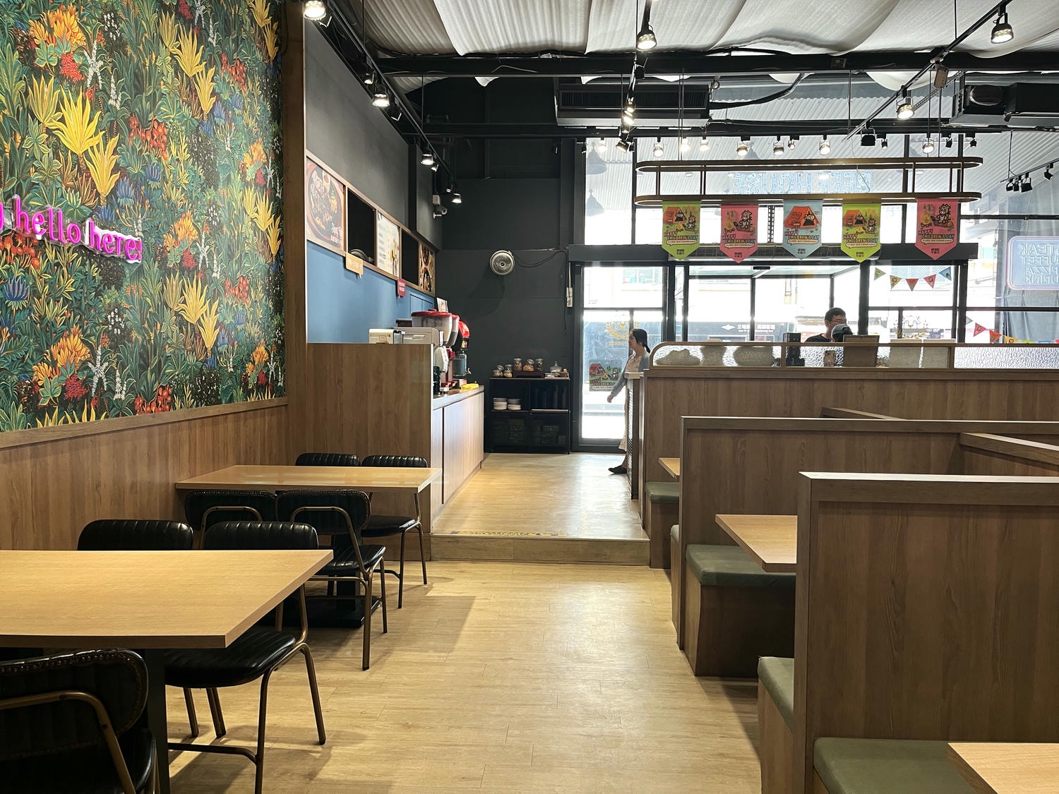 牛室炙燒牛排 高雄鳳山店 | 418 起主餐排餐+ 豐富自助吧料理無限享用