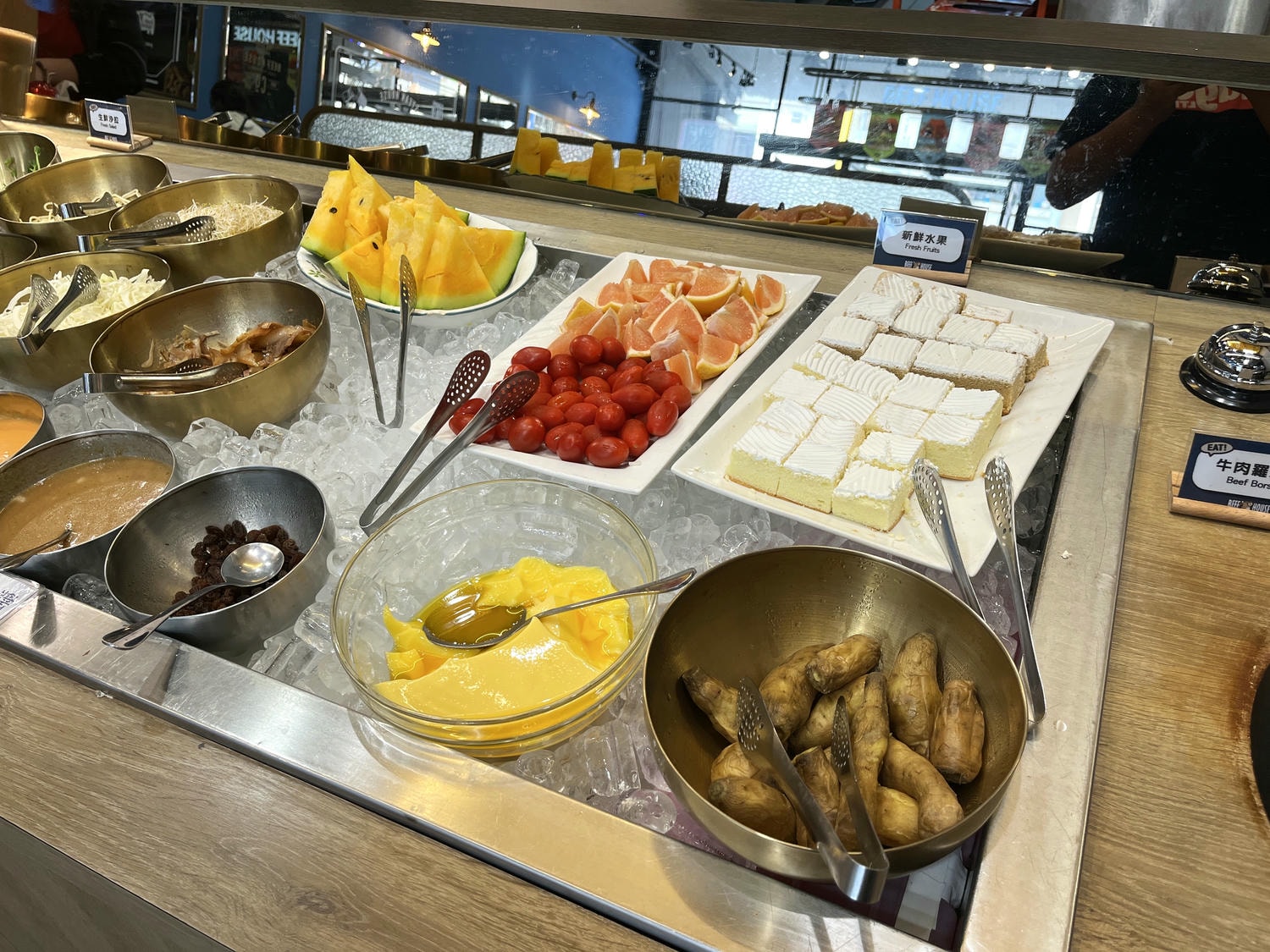 牛室炙燒牛排 高雄鳳山店 | 418 起主餐排餐+ 豐富自助吧料理無限享用