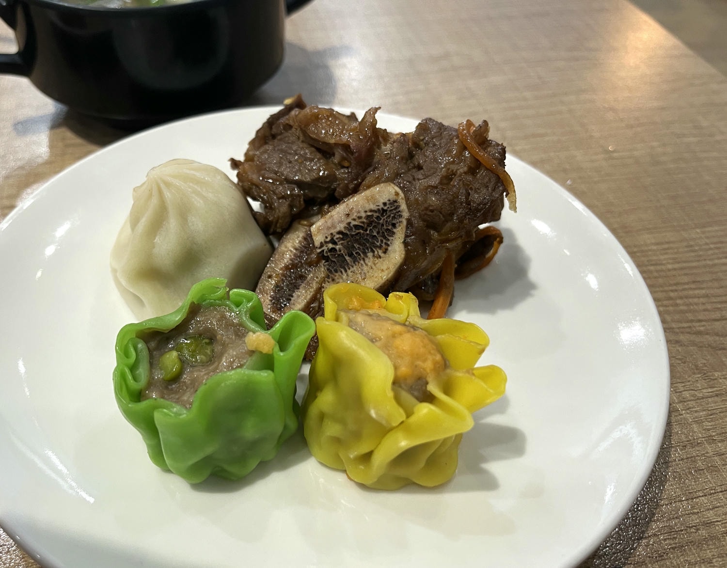 牛室炙燒牛排 高雄鳳山店 | 418 起主餐排餐+ 豐富自助吧料理無限享用