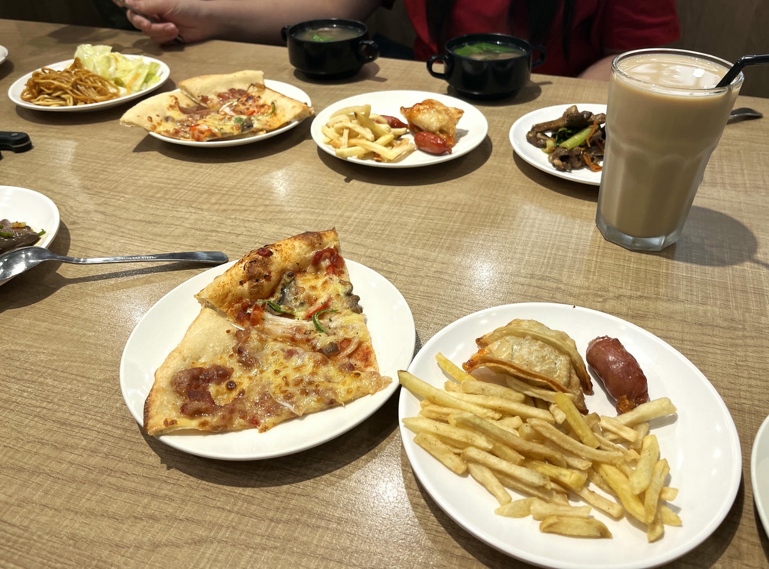 牛室炙燒牛排 高雄鳳山店 | 418 起主餐排餐+ 豐富自助吧料理無限享用