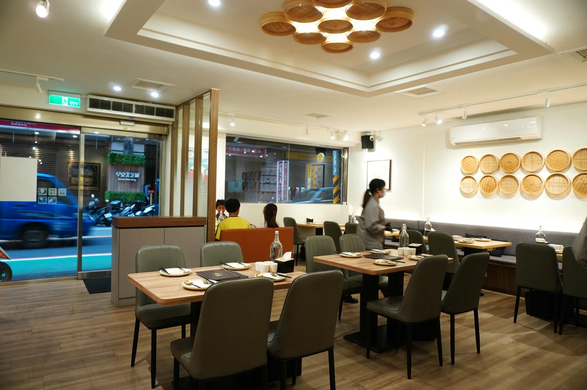 港Soul港式料理-桃園店 | 感受最正統港式美味 | 桃園店 – 舒適寬闊用餐空間 - 第2張圖 港Soul港式料理-桃園店 | 感受最正統港式美味 | 桃園店 – 舒適寬闊用餐空間