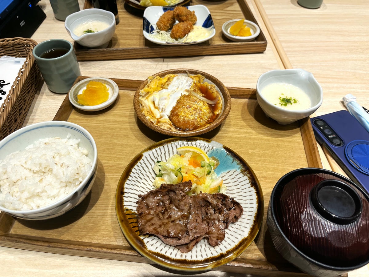福岡 Umaya うまや | 南蠻炸雞、炙燒牛舌 福岡在地定食品牌 | 福岡 LaLaport 餐廳推薦 - 第8張圖 福岡 Umaya うまや | 南蠻炸雞、炙燒牛舌 福岡在地定食品牌 | 福岡 LaLaport 餐廳推薦