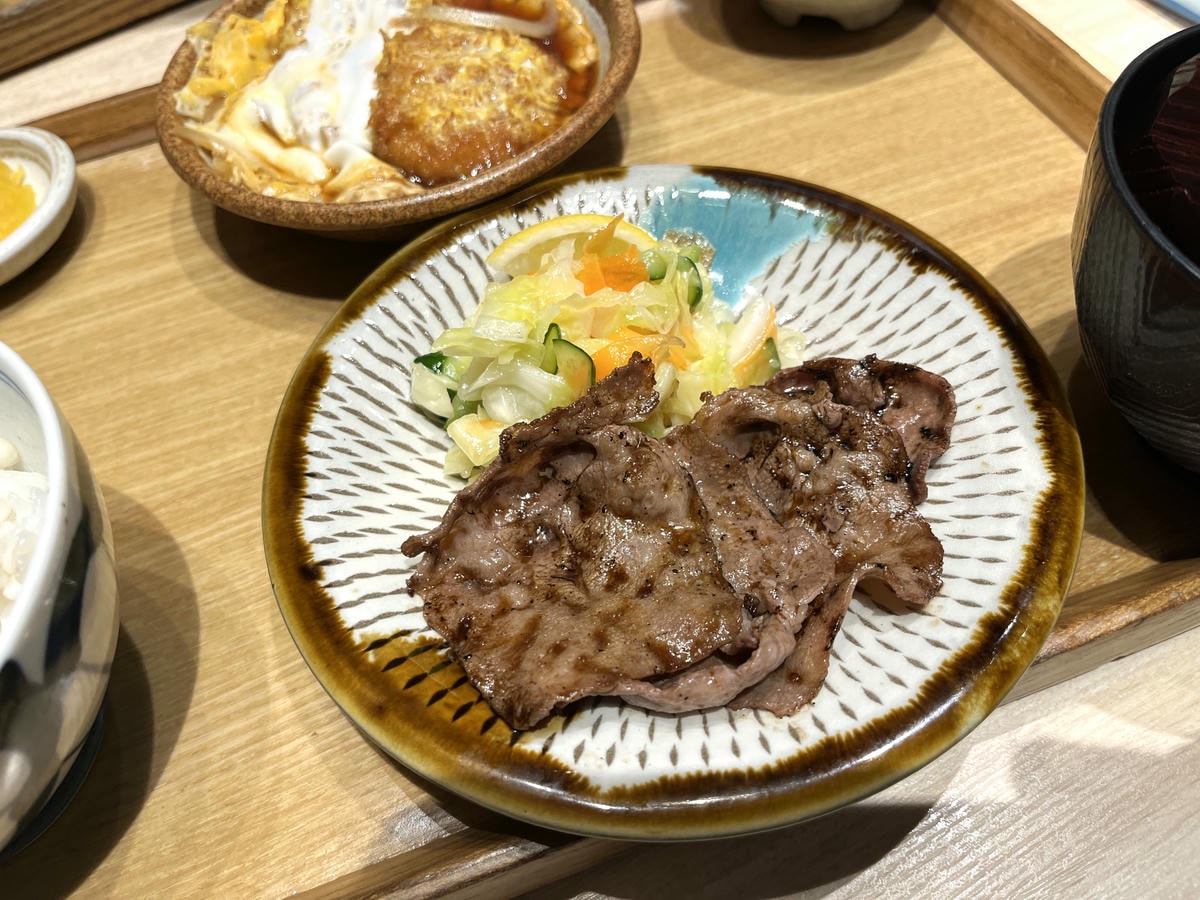 福岡 Umaya うまや | 南蠻炸雞、炙燒牛舌 福岡在地定食品牌 | 福岡 LaLaport 餐廳推薦 - 第9張圖 福岡 Umaya うまや | 南蠻炸雞、炙燒牛舌 福岡在地定食品牌 | 福岡 LaLaport 餐廳推薦