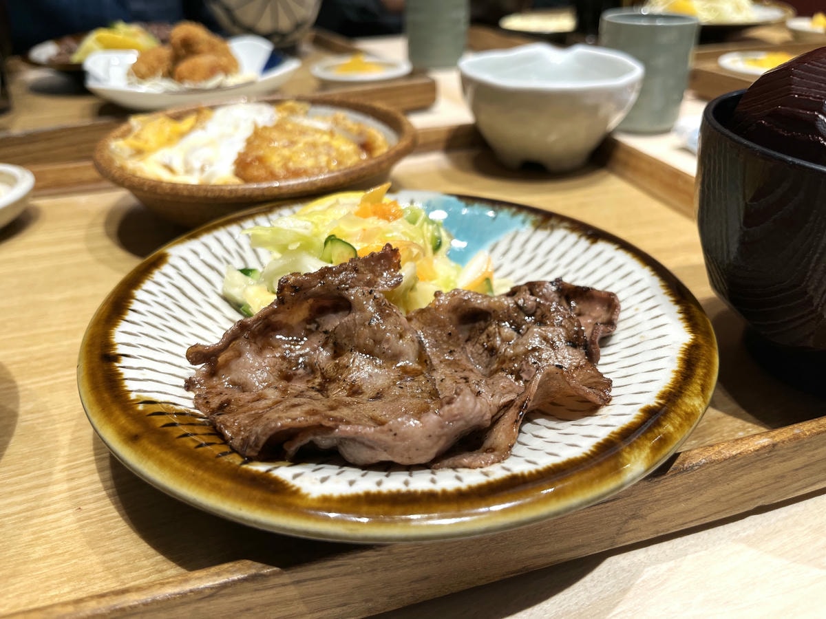 福岡 Umaya うまや | 南蠻炸雞、炙燒牛舌 福岡在地定食品牌 | 福岡 LaLaport 餐廳推薦 - 第10張圖 福岡 Umaya うまや | 南蠻炸雞、炙燒牛舌 福岡在地定食品牌 | 福岡 LaLaport 餐廳推薦