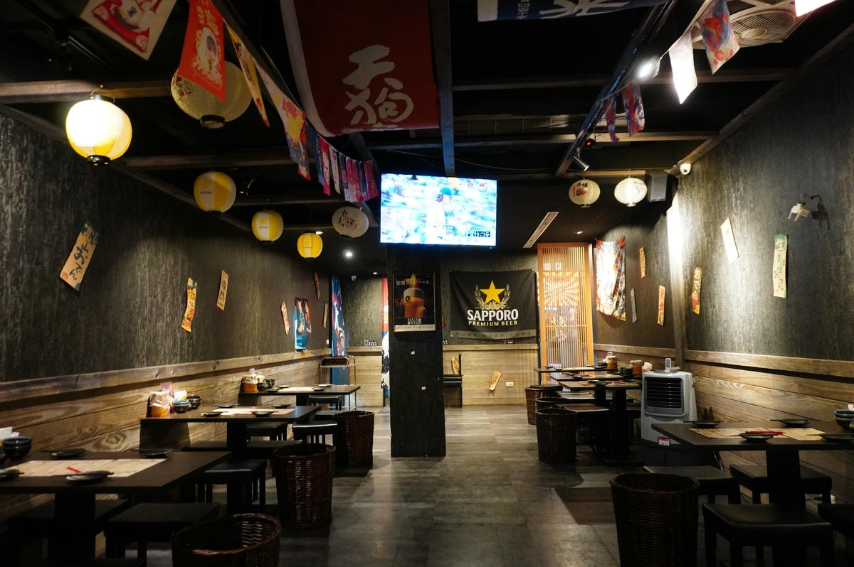 老串角居酒屋—新莊店 | 炭火直燒新北知名連鎖居酒屋 | 新莊餐廳推薦 - 第3張圖 老串角居酒屋—新莊店 | 炭火直燒新北知名連鎖居酒屋 | 新莊餐廳推薦