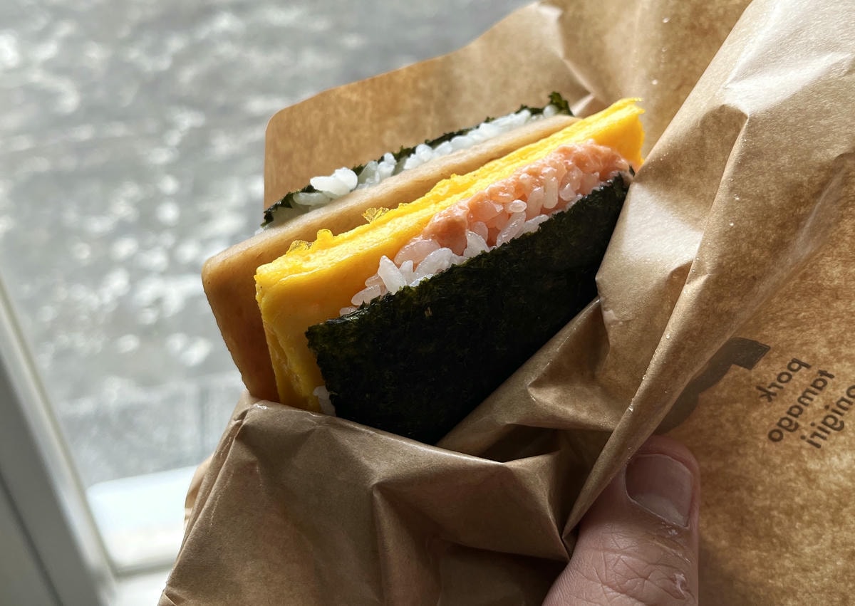 Pork Tamago Origiri 牧志市場 – 豬肉蛋飯糰總店 | | 沖繩必朝聖飯糰店