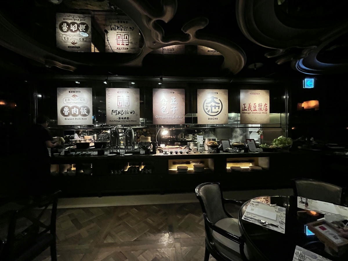 台北君品酒店 五鐵共構交通超方便|行政樓層開箱|可以吃到中午 12點的早餐|高鐵飯店聯票78折起 - 第32張圖 台北君品酒店 五鐵共構交通超方便|行政樓層開箱|可以吃到中午 12點的早餐|高鐵飯店聯票78折起