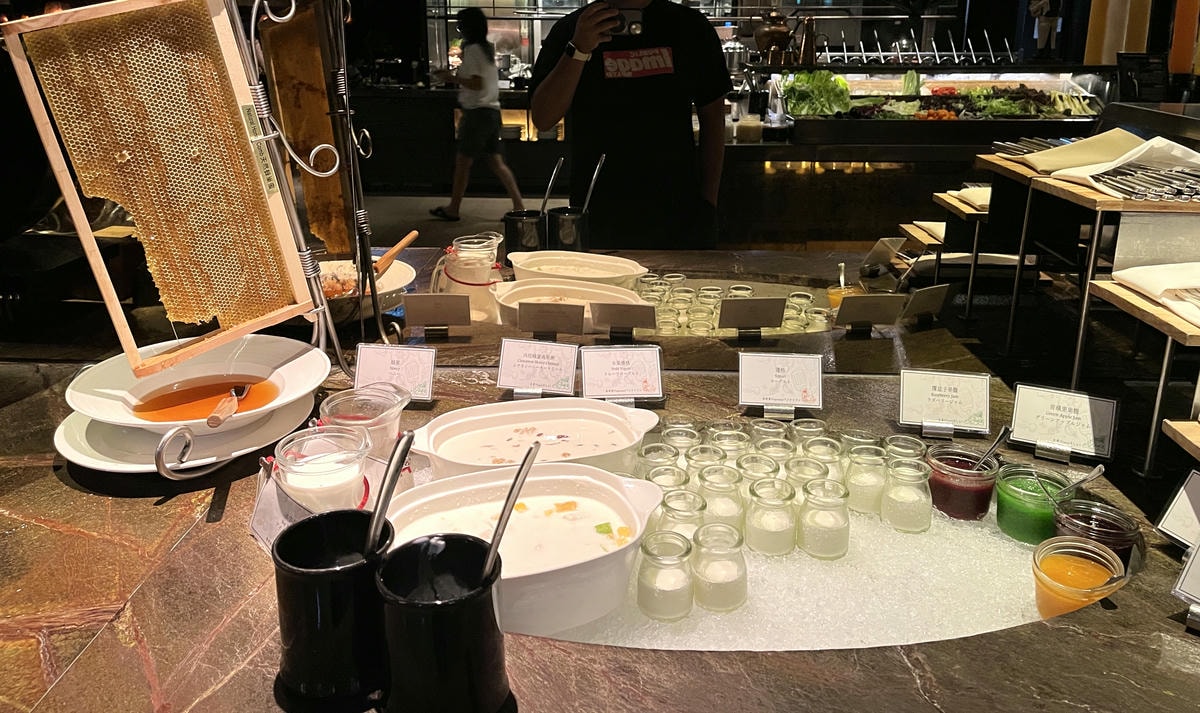 台北君品酒店 五鐵共構交通超方便|行政樓層開箱|可以吃到中午 12點的早餐|高鐵飯店聯票78折起 - 第43張圖 台北君品酒店 五鐵共構交通超方便|行政樓層開箱|可以吃到中午 12點的早餐|高鐵飯店聯票78折起