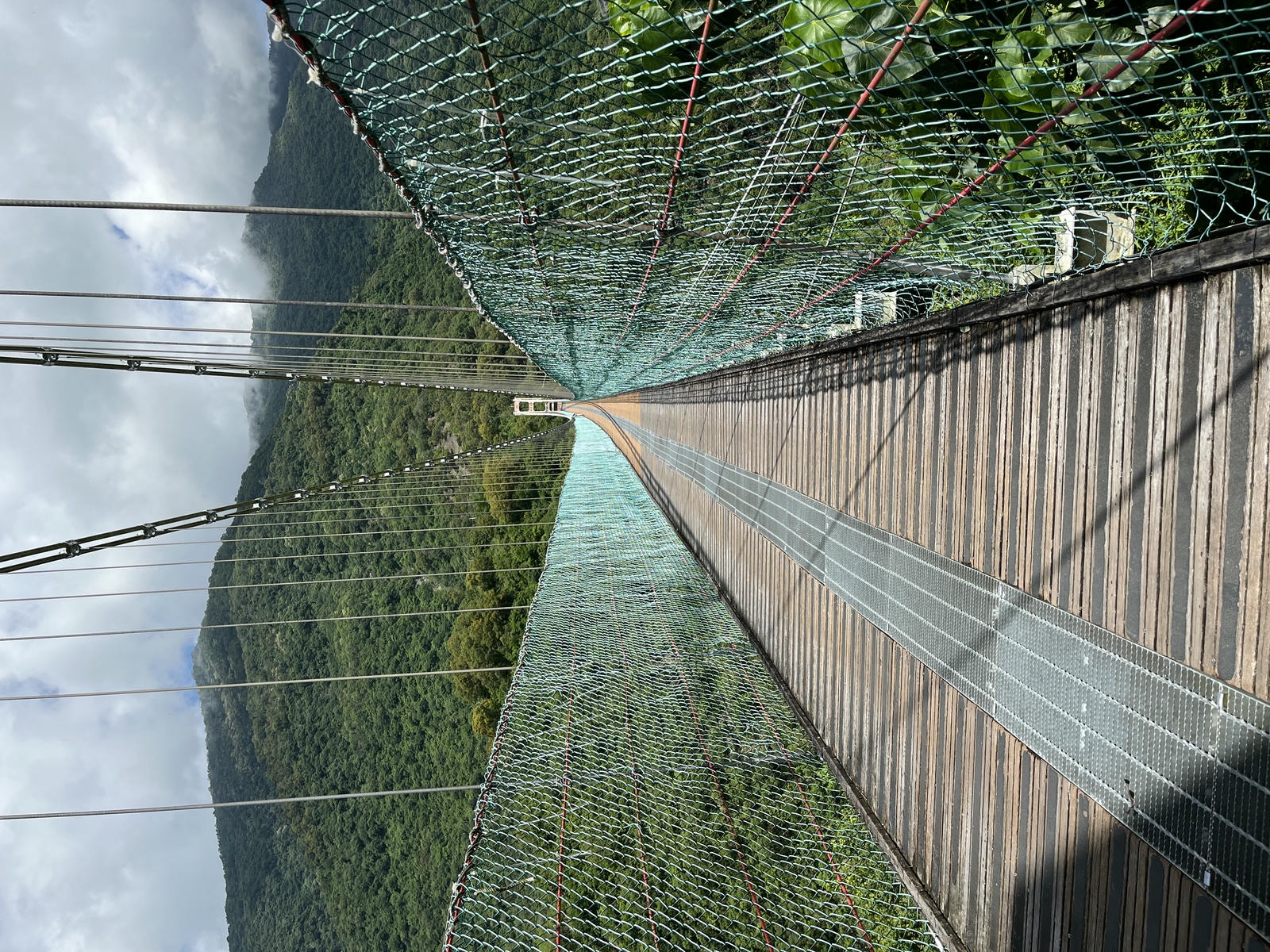 高雄茂林多納1日遊 | 帶你認識不一樣的多納隱密景點 | 多納吊橋 | 小長城 | 超好吃的石板烤肉 - 第3張圖 高雄茂林多納1日遊 | 帶你認識不一樣的多納隱密景點 | 多納吊橋 | 小長城 | 超好吃的石板烤肉