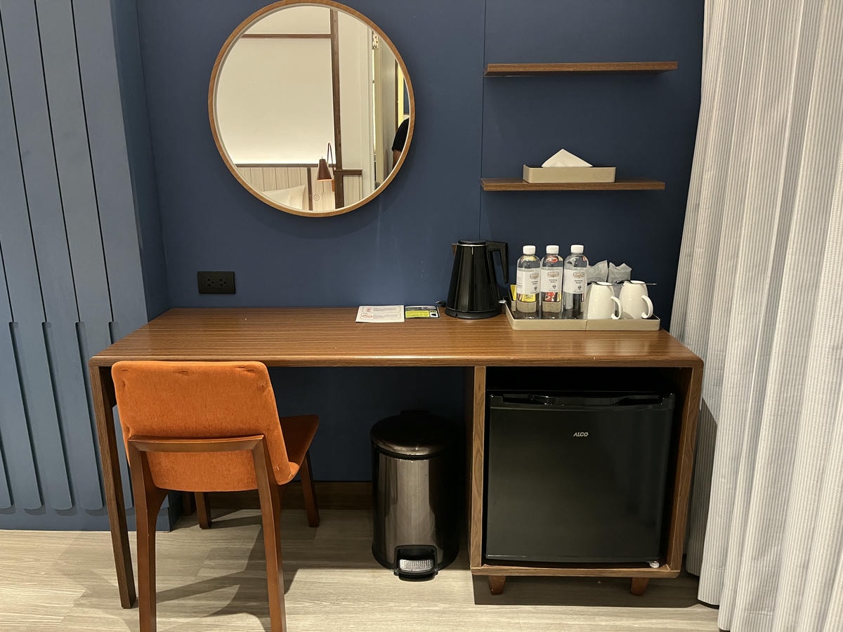 HOTEL AMBER 曼谷 | ONNUT 區 歐風古典飯店| BTS 10分鐘 | 賣場餐廳步行距離 | 曼谷平價飯店推薦