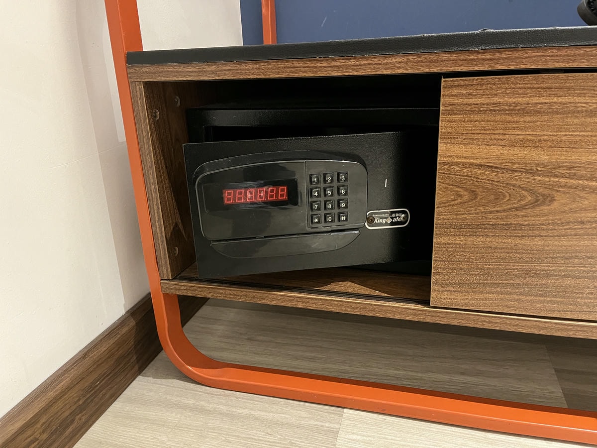 HOTEL AMBER 曼谷 | ONNUT 區 歐風古典飯店| BTS 10分鐘 | 賣場餐廳步行距離 | 曼谷平價飯店推薦