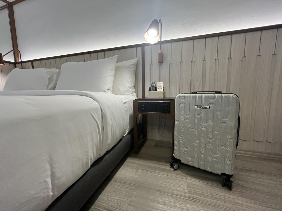 HOTEL AMBER 曼谷 | ONNUT 區 歐風古典飯店| BTS 10分鐘 | 賣場餐廳步行距離 | 曼谷平價飯店推薦
