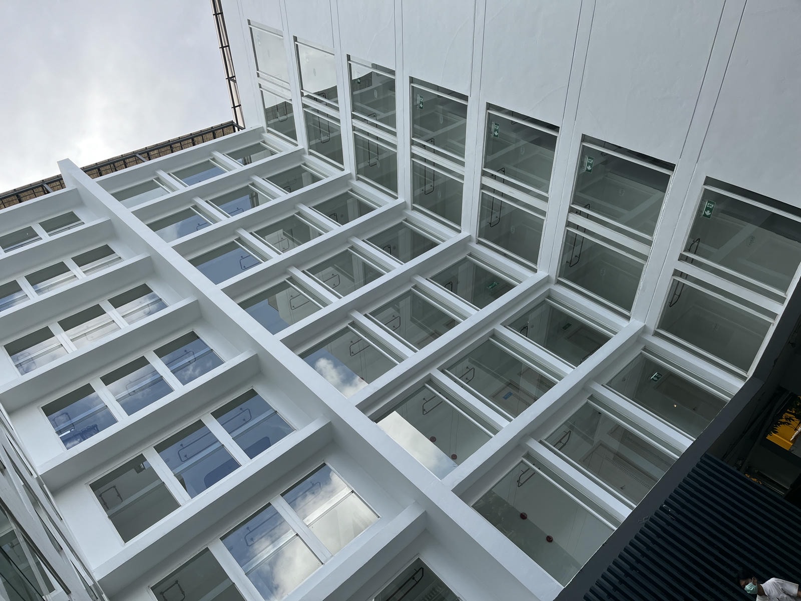 HOTEL AMBER 曼谷 | ONNUT 區 歐風古典飯店| BTS 10分鐘 | 賣場餐廳步行距離 | 曼谷平價飯店推薦