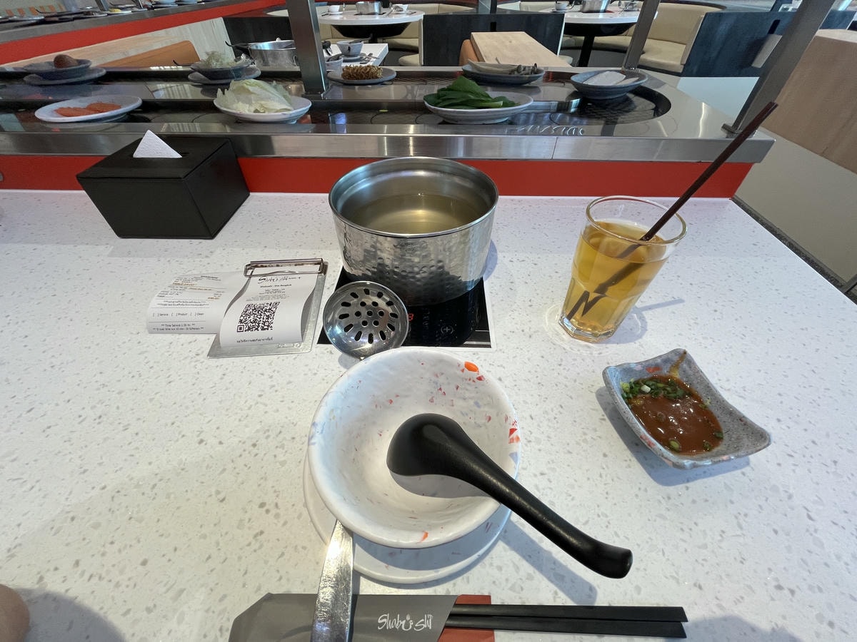 曼谷 Shabushi ONE BANGKOK | 二代店手機點餐智慧送餐迴轉火鍋Buffet | 曼谷餐廳推薦 - 第14張圖 曼谷 Shabushi ONE BANGKOK | 二代店手機點餐智慧送餐迴轉火鍋Buffet | 曼谷餐廳推薦