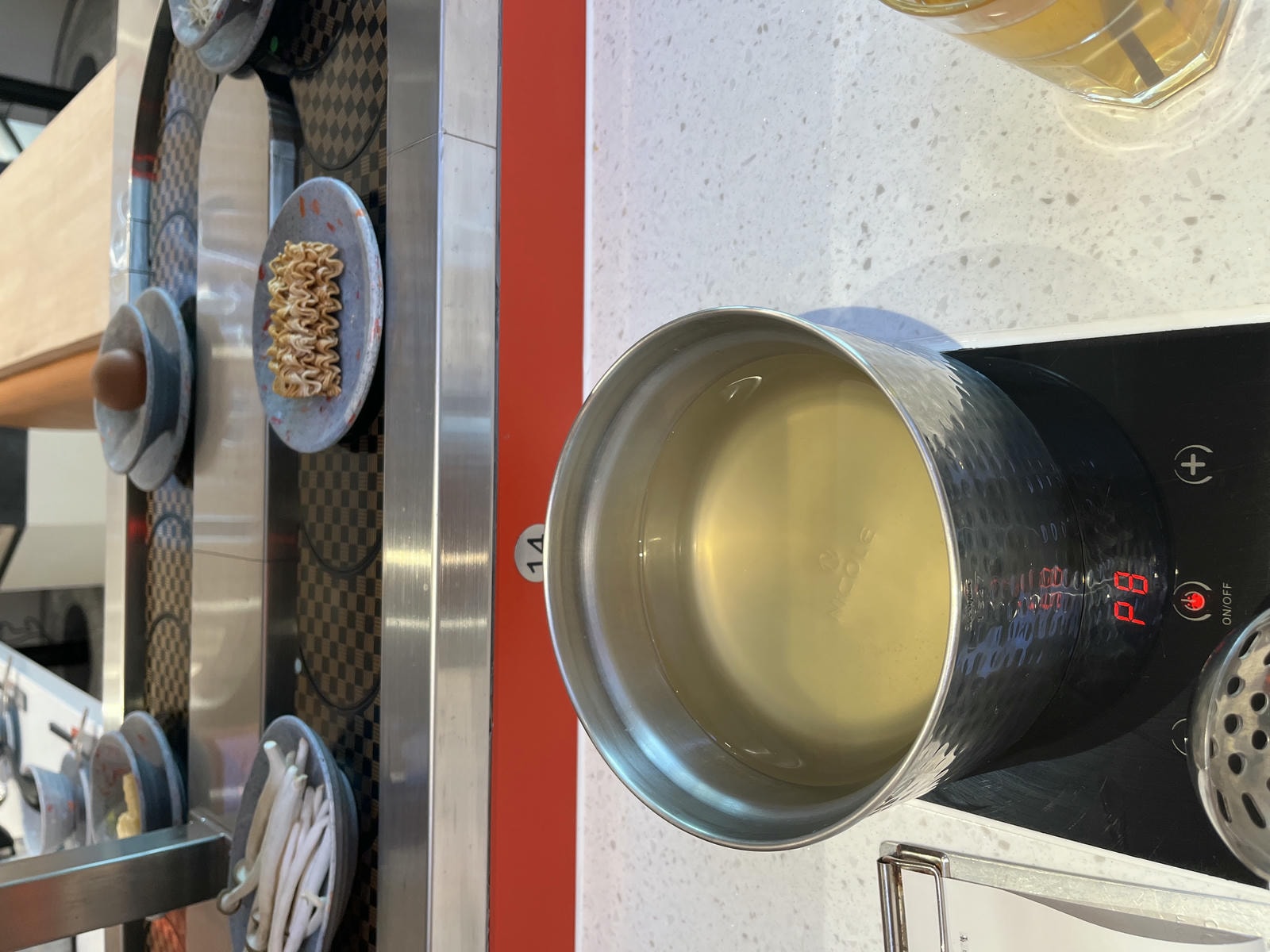 曼谷 Shabushi ONE BANGKOK | 二代店手機點餐智慧送餐迴轉火鍋Buffet | 曼谷餐廳推薦 - 第13張圖 曼谷 Shabushi ONE BANGKOK | 二代店手機點餐智慧送餐迴轉火鍋Buffet | 曼谷餐廳推薦
