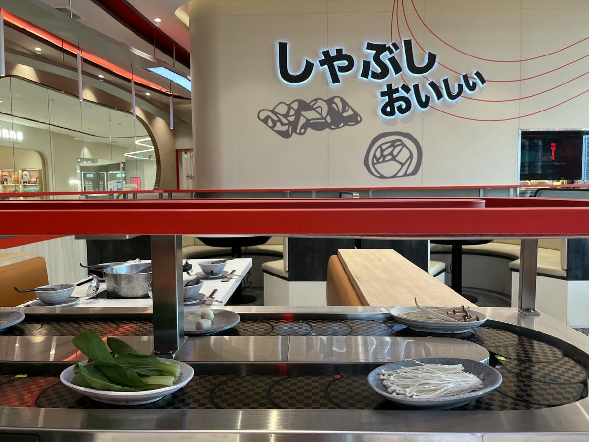 曼谷 Shabushi ONE BANGKOK | 二代店手機點餐智慧送餐迴轉火鍋Buffet | 曼谷餐廳推薦 - 第16張圖 曼谷 Shabushi ONE BANGKOK | 二代店手機點餐智慧送餐迴轉火鍋Buffet | 曼谷餐廳推薦