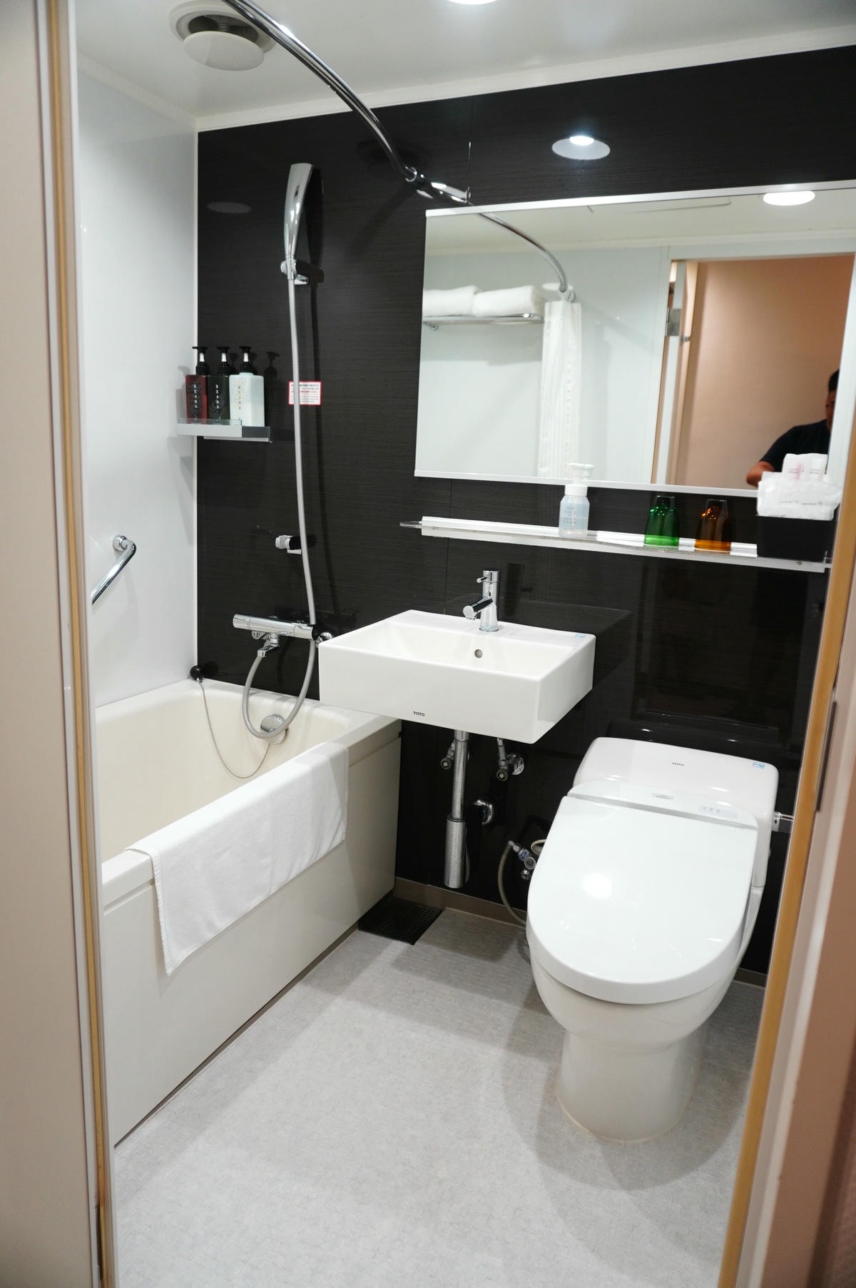 HOTEL JAL CITY  NAHA 沖繩那霸日航酒店 | 國際通樓下 7-11 | 走路30秒大國藥妝一蘭拉麵