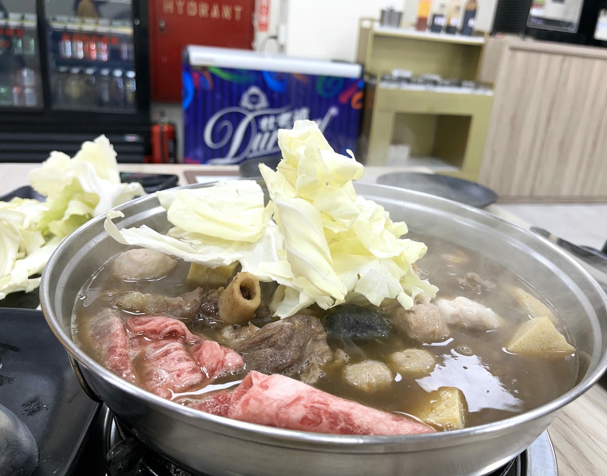 正老林羊肉爐.火鍋-高雄苓雅店 | 高雄少見的羊肉爐吃到飽 | 高雄羊肉爐吃到飽推薦 - 第25張圖 正老林羊肉爐.火鍋-高雄苓雅店 | 高雄少見的羊肉爐吃到飽 | 高雄羊肉爐吃到飽推薦