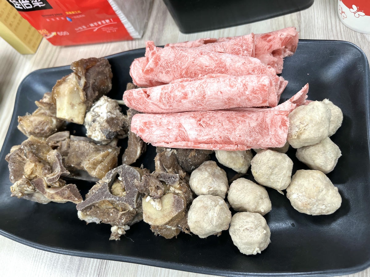 正老林羊肉爐.火鍋-高雄苓雅店 | 高雄少見的羊肉爐吃到飽 | 高雄羊肉爐吃到飽推薦 - 第27張圖 正老林羊肉爐.火鍋-高雄苓雅店 | 高雄少見的羊肉爐吃到飽 | 高雄羊肉爐吃到飽推薦