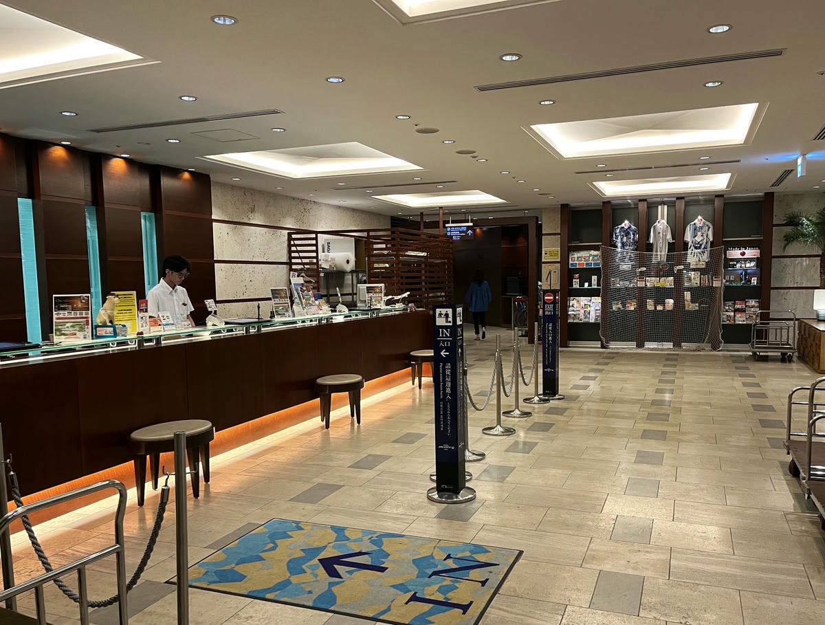 HOTEL JAL CITY  NAHA 沖繩那霸日航酒店 | 國際通樓下 7-11 | 走路30秒大國藥妝一蘭拉麵