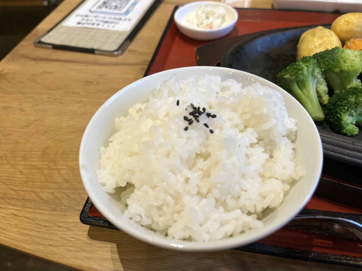 沖縄肉処 名護や | 琉球豬肉麵 | 日本國產鐵板牛 | 沖繩名護美食推薦 - 第17張圖 沖縄肉処 名護や | 琉球豬肉麵 | 日本國產鐵板牛 | 沖繩名護美食推薦
