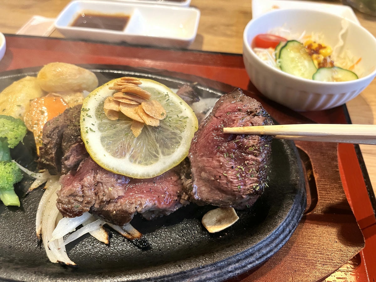 沖縄肉処 名護や | 琉球豬肉麵 | 日本國產鐵板牛 | 沖繩名護美食推薦 - 第14張圖 沖縄肉処 名護や | 琉球豬肉麵 | 日本國產鐵板牛 | 沖繩名護美食推薦