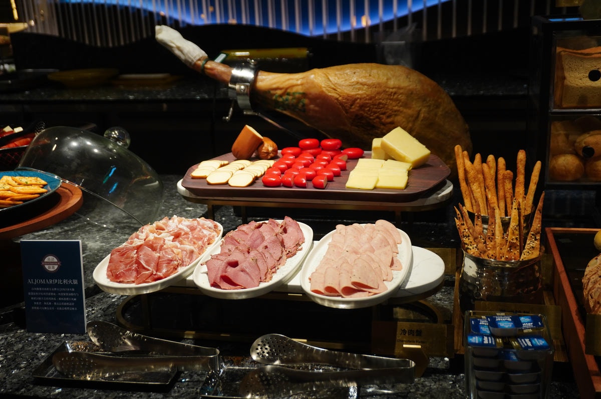 島語 高雄漢神店 | 一餐檯一主題餐酒概念頂級 buffet |  島語高雄價位 | 島語高雄訂位