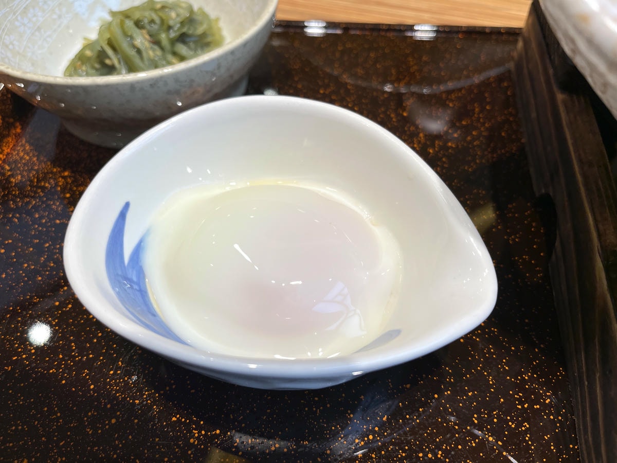 彌生軒 高雄夢時代店 | 白飯味增湯無限享用的日系連鎖定食 | 高雄市中心首店 - 第20張圖 彌生軒 高雄夢時代店 | 白飯味增湯無限享用的日系連鎖定食 | 高雄市中心首店