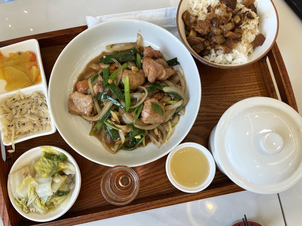 三餐暖食 高雄光華店 | 米其林推薦 | 溫暖個人臺式套餐 | 高雄台式推薦 - 第16張圖 三餐暖食 高雄光華店 | 米其林推薦 | 溫暖個人臺式套餐 | 高雄台式推薦