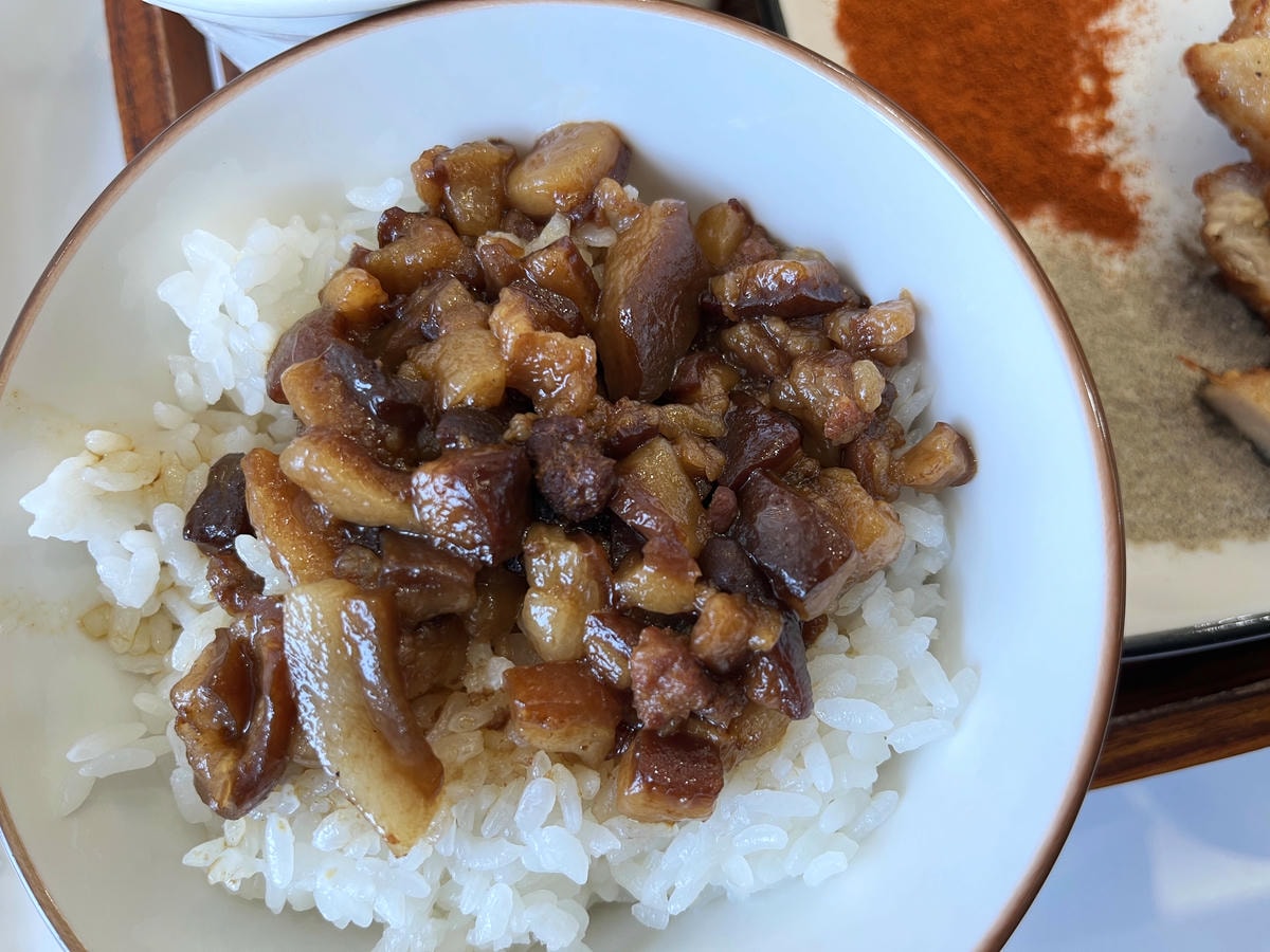 三餐暖食 高雄光華店 | 米其林推薦 | 溫暖個人臺式套餐 | 高雄台式推薦 - 第18張圖 三餐暖食 高雄光華店 | 米其林推薦 | 溫暖個人臺式套餐 | 高雄台式推薦