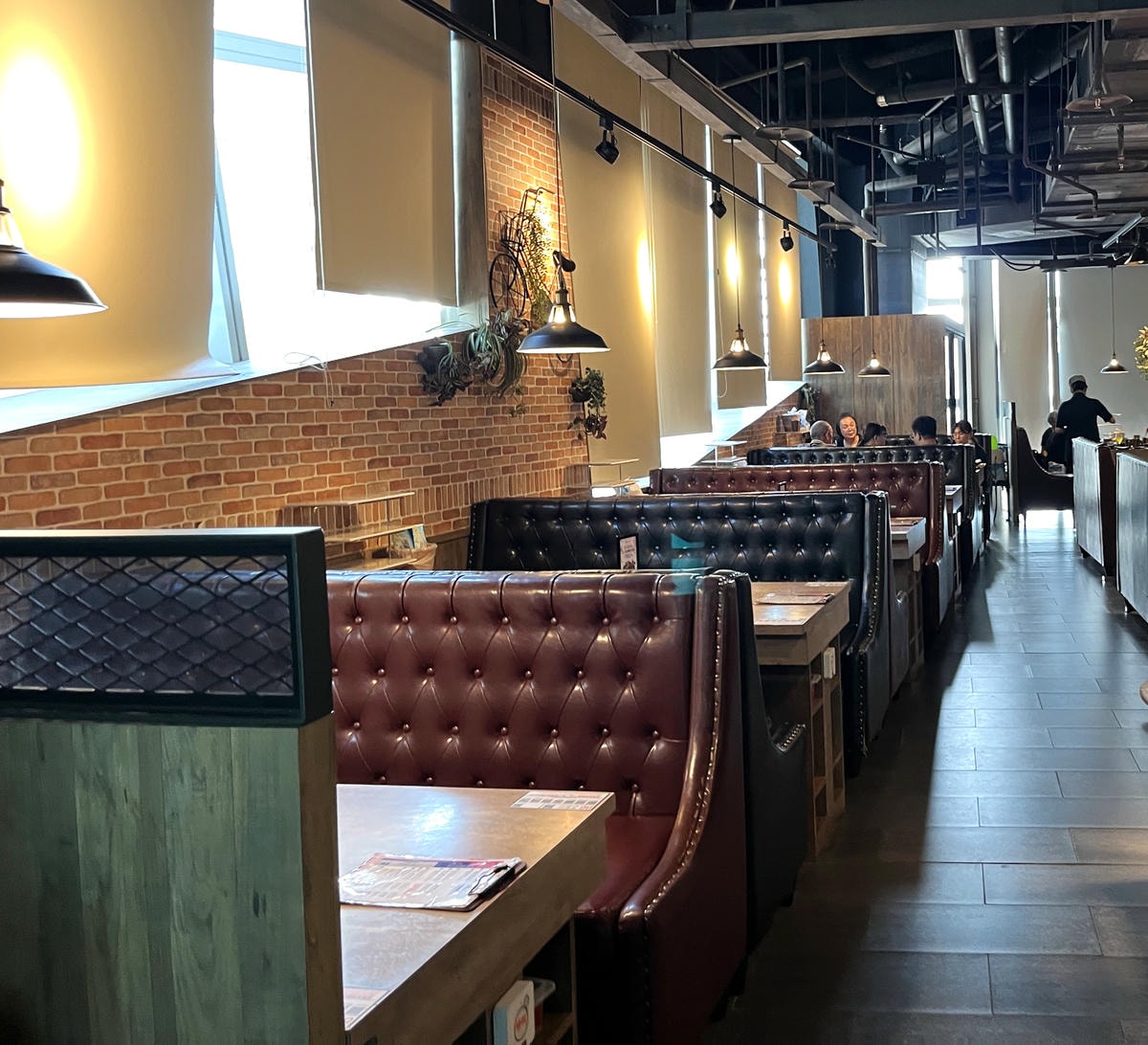 新馬辣 高雄夢時代店 | 全新調酒牆多款啤酒調酒暢飲 | 698起海外旅客指定第一麻辣火鍋吃到飽品牌