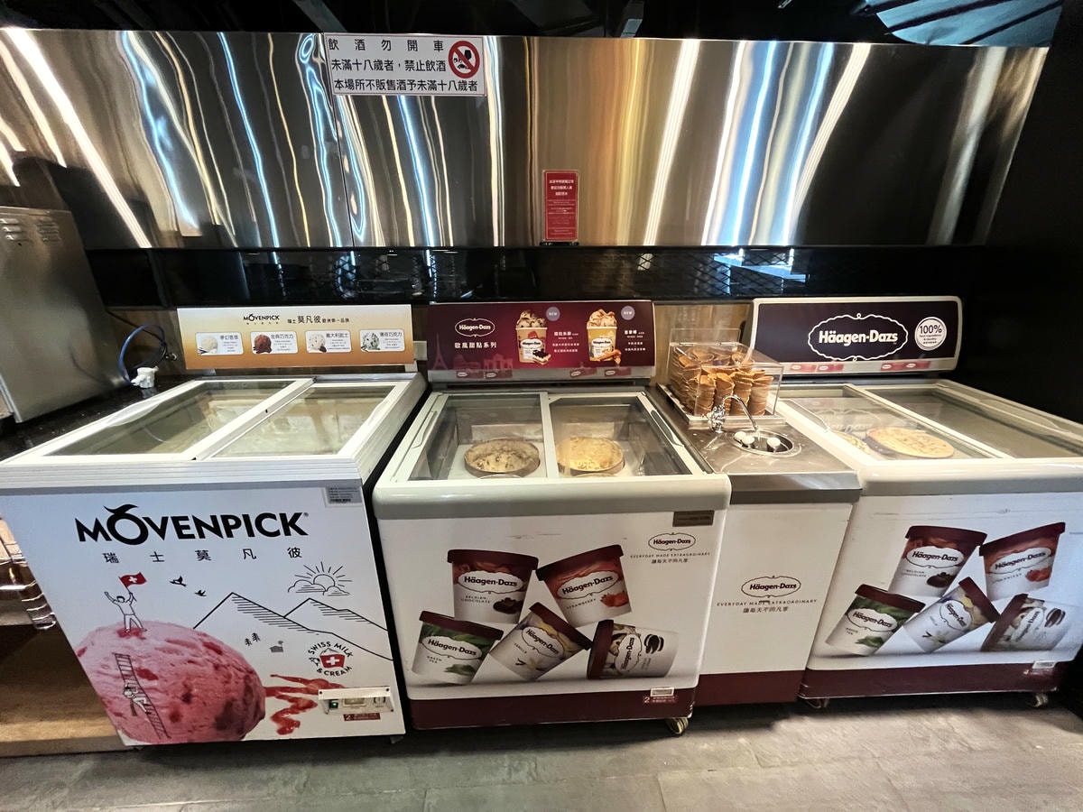 新馬辣 高雄夢時代店 | 全新調酒牆多款啤酒調酒暢飲 | 698起海外旅客指定第一麻辣火鍋吃到飽品牌