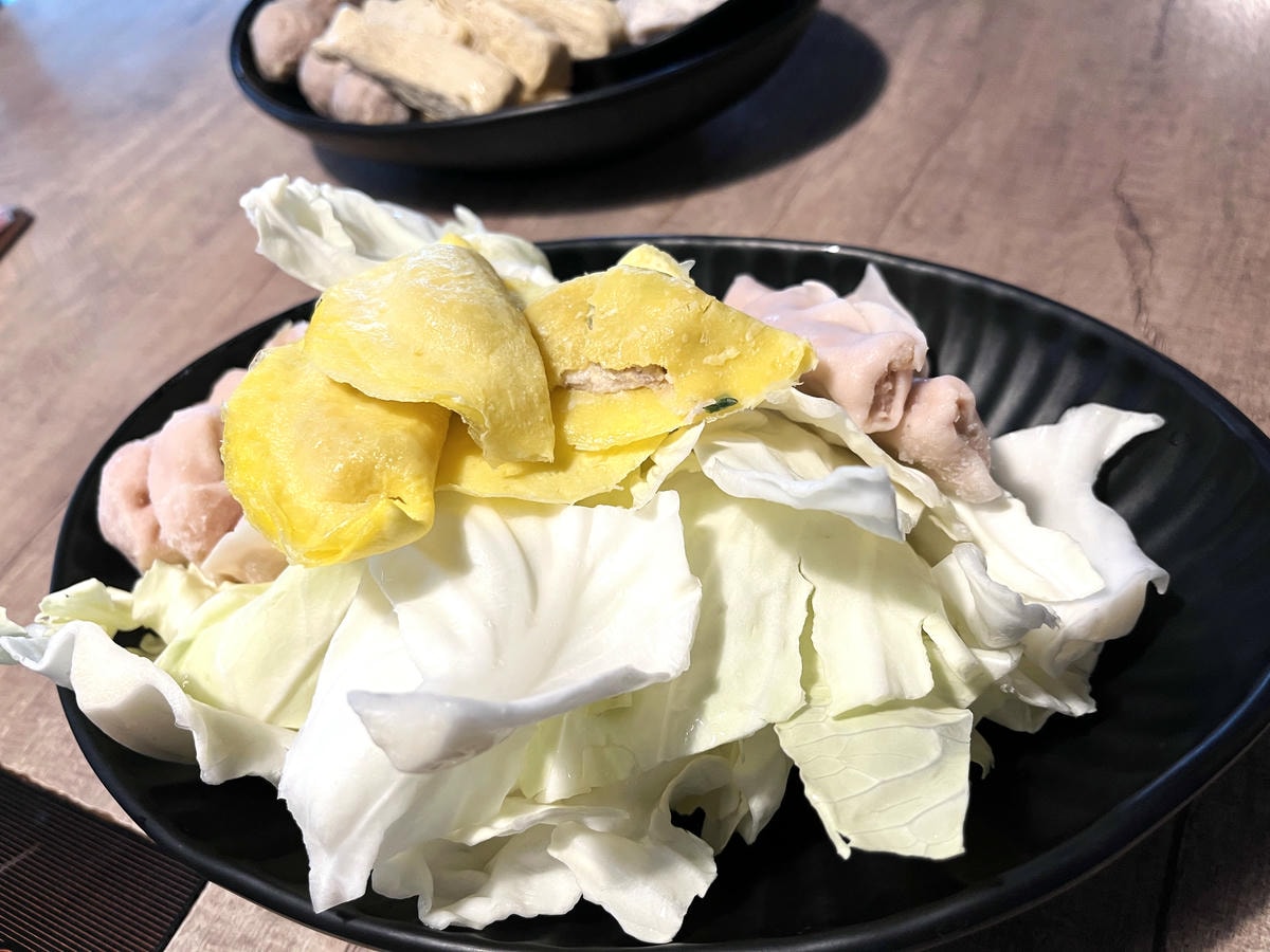 新馬辣 高雄夢時代店 | 全新調酒牆多款啤酒調酒暢飲 | 698起海外旅客指定第一麻辣火鍋吃到飽品牌