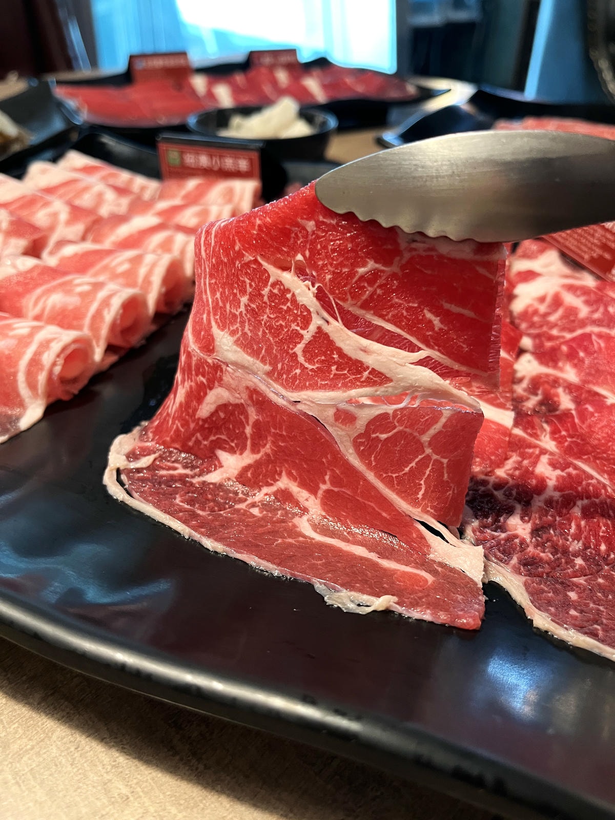 新馬辣 高雄夢時代店 | 全新調酒牆多款啤酒調酒暢飲 | 698起海外旅客指定第一麻辣火鍋吃到飽品牌