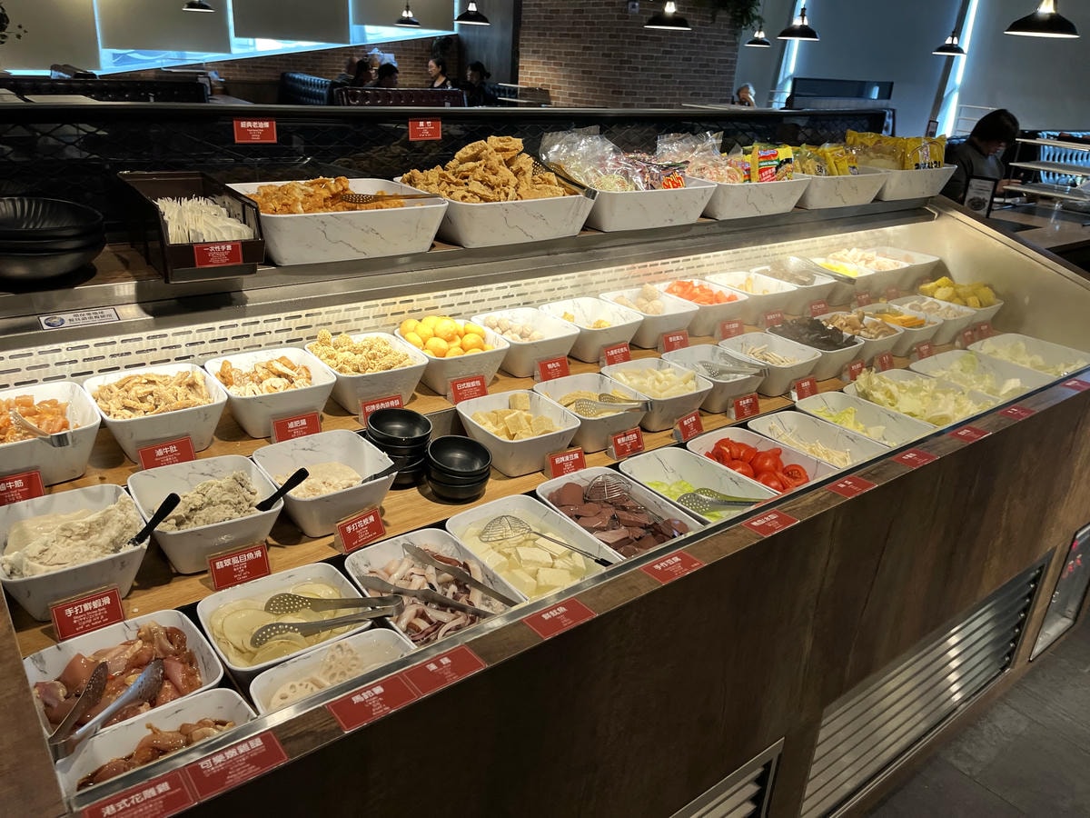 新馬辣 高雄夢時代店 | 全新調酒牆多款啤酒調酒暢飲 | 698起海外旅客指定第一麻辣火鍋吃到飽品牌