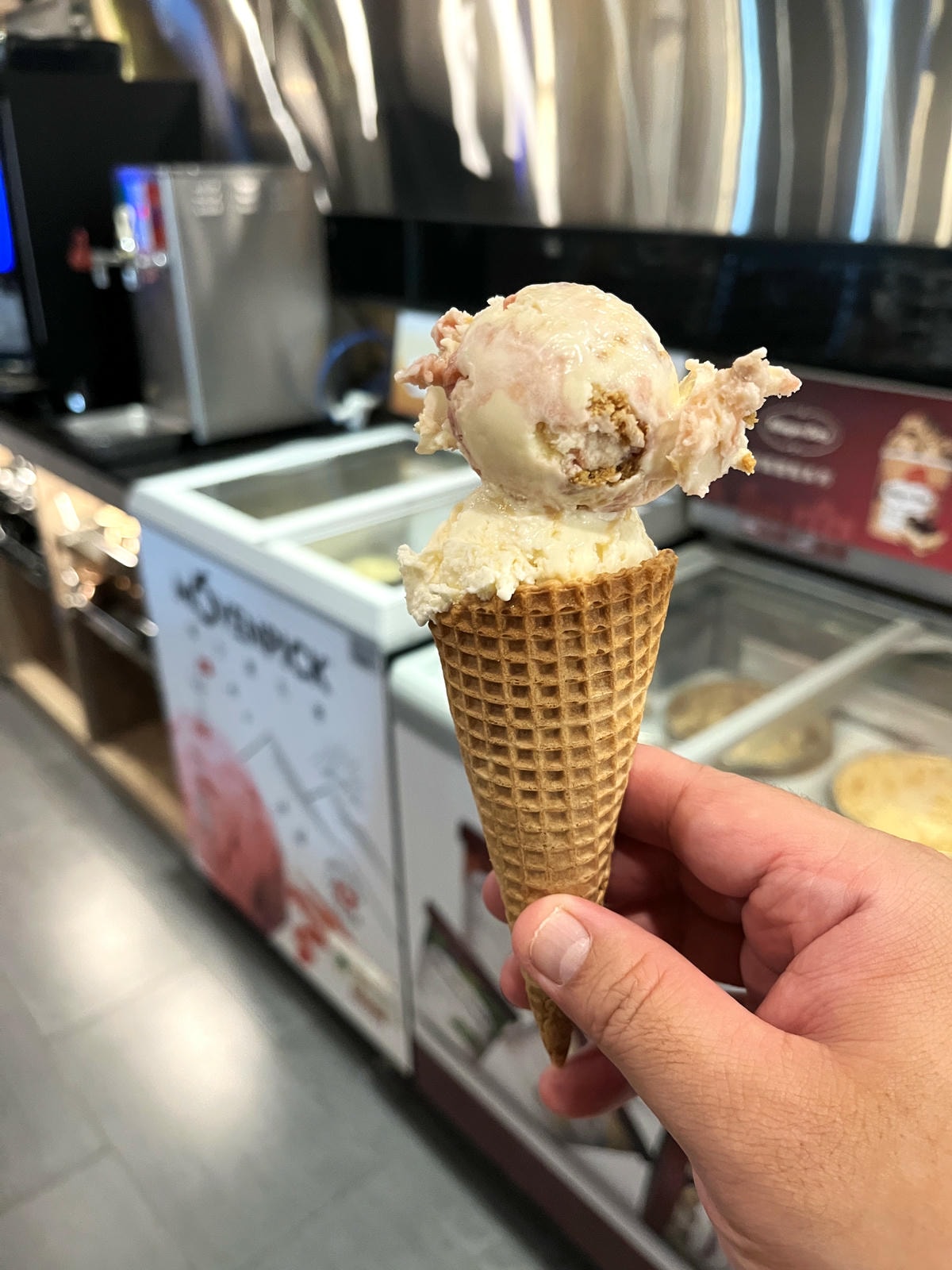 新馬辣 高雄夢時代店 | 全新調酒牆多款啤酒調酒暢飲 | 698起海外旅客指定第一麻辣火鍋吃到飽品牌
