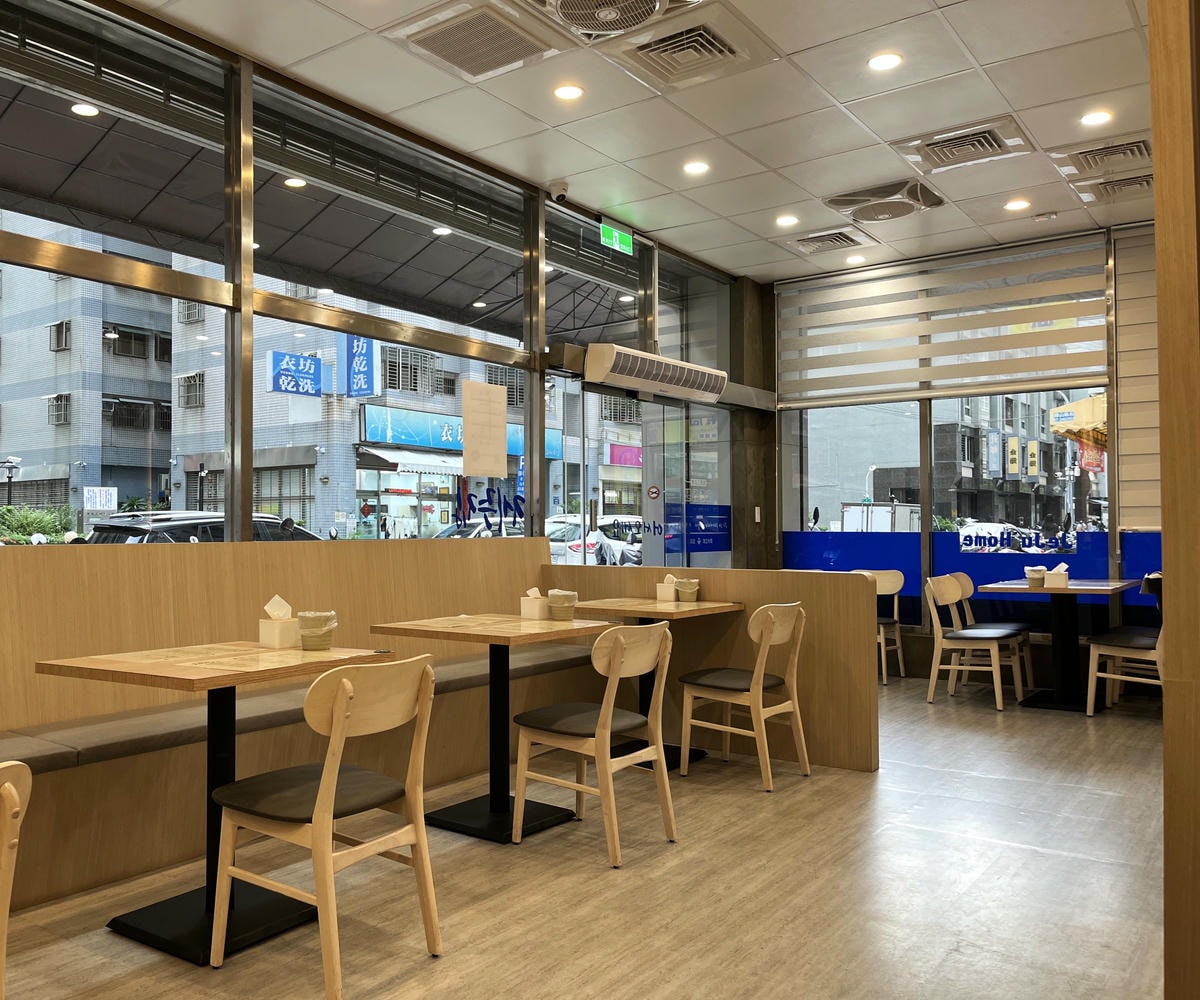 濟州之家 長江店 | 高雄經典豆腐鍋前鎮新分店 | 超好吃平日限定海鮮煎餅 - 第3張圖 濟州之家 長江店 | 高雄經典豆腐鍋前鎮新分店 | 超好吃平日限定海鮮煎餅
