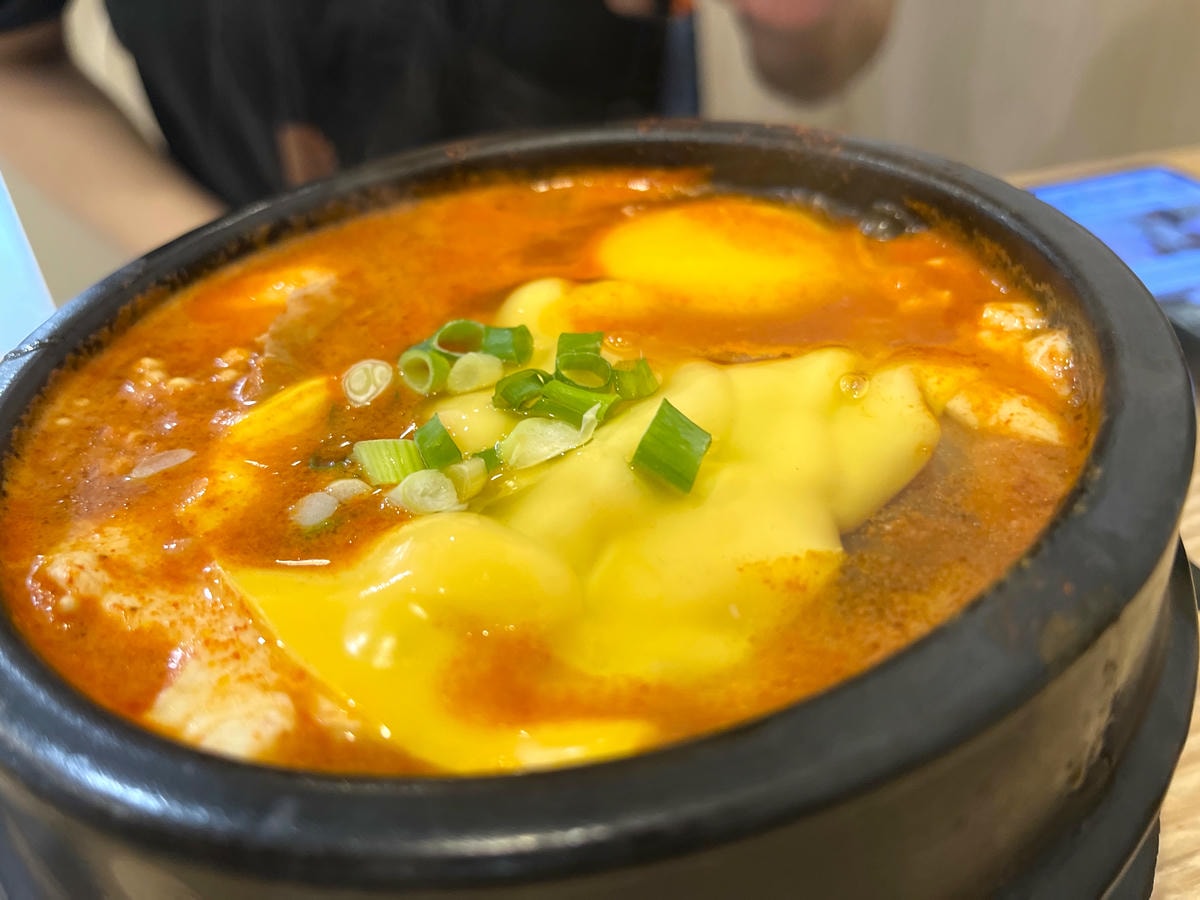 濟州之家 長江店 | 高雄經典豆腐鍋前鎮新分店 | 超好吃平日限定海鮮煎餅 - 第15張圖 濟州之家 長江店 | 高雄經典豆腐鍋前鎮新分店 | 超好吃平日限定海鮮煎餅