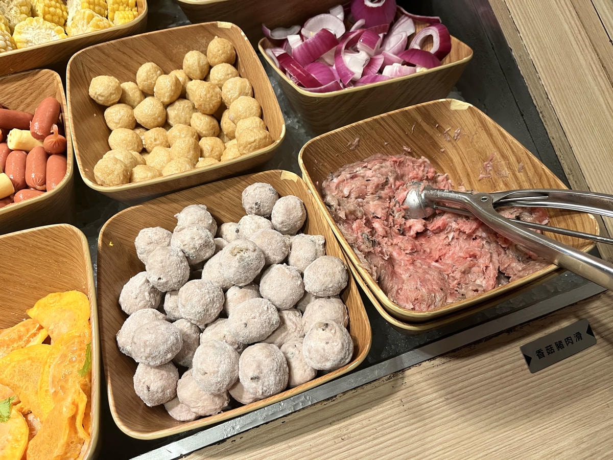 築間火鍋 高雄台鋁店 | 台灣自助吧吃到飽火鍋龍頭 | 高雄火鍋 - 第10張圖 築間火鍋 高雄台鋁店 | 台灣自助吧吃到飽火鍋龍頭 | 高雄火鍋