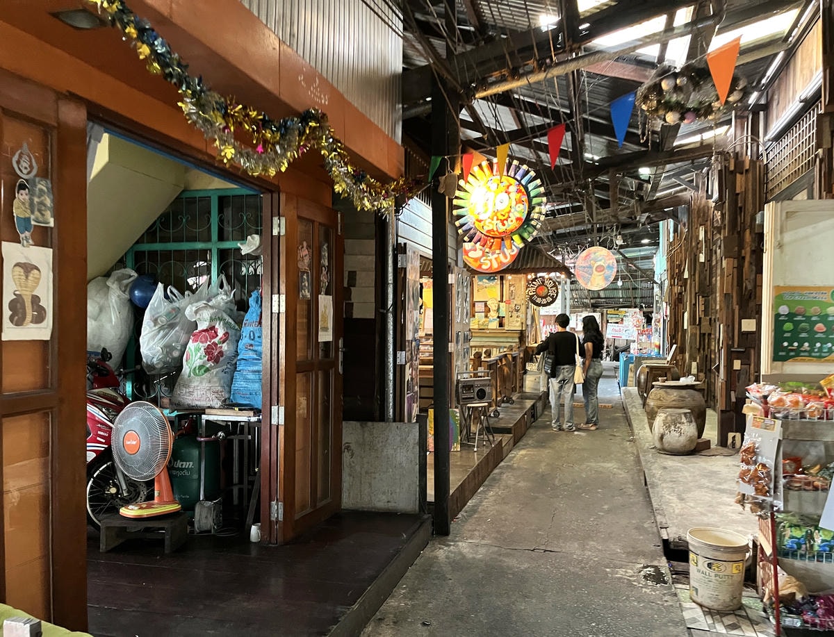 曼谷鱷魚頭水上市場 HUA TA KHE | 除了貓船以外體驗一下泰國在地水上市場 | 曼谷水上市場推薦 - 第6張圖 曼谷鱷魚頭水上市場 HUA TA KHE | 除了貓船以外體驗一下泰國在地水上市場 | 曼谷水上市場推薦