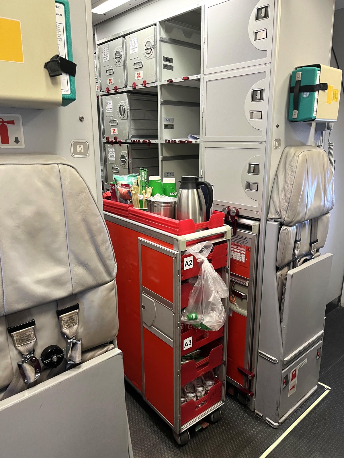 AirAsia X TPE-KIX D7378 | 便宜機票廣體客機A330飛大阪 | 桃園飛大阪推薦