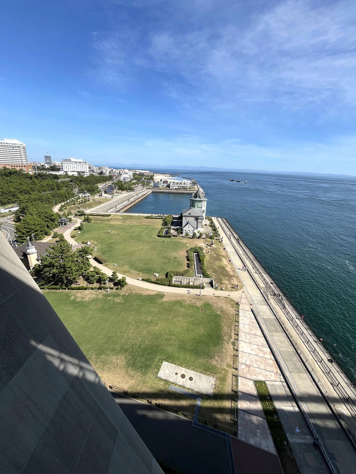 明石海峽大橋觀景台 「舞子海上散步道」 | 神戶第一景點 | 世界第2長跨海吊橋 | 300日元看無敵海景走空中海上玻璃步道 - 第20張圖 明石海峽大橋觀景台 「舞子海上散步道」 | 神戶第一景點 | 世界第2長跨海吊橋 | 300日元看無敵海景走空中海上玻璃步道