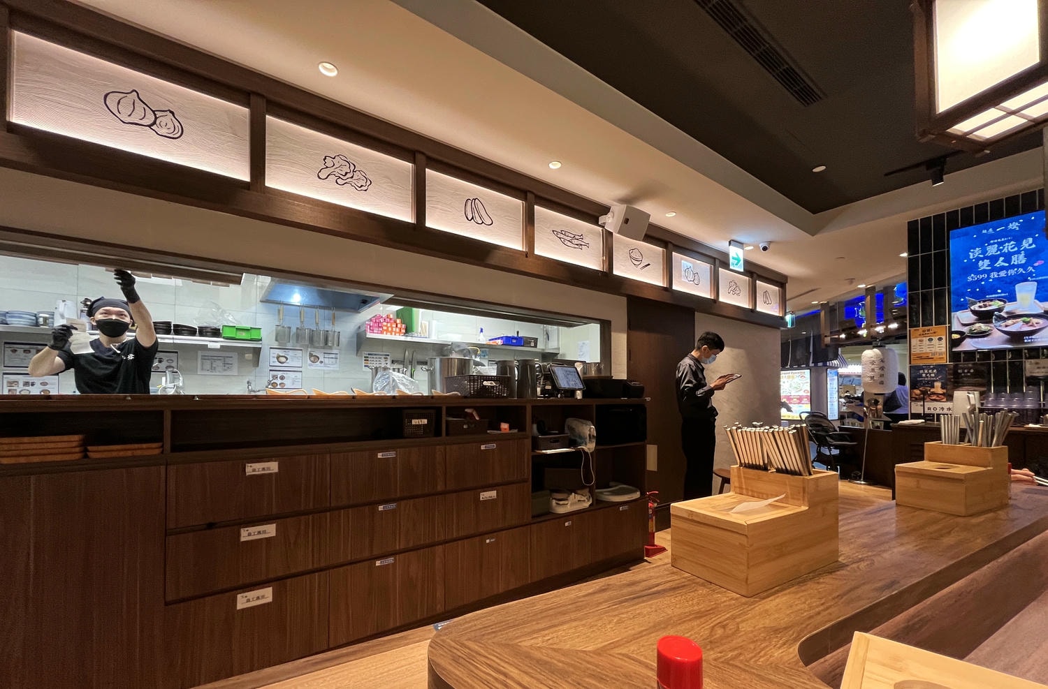 麵屋一燈 | 高雄夢時代店 | 東京拉麵名店南部首店