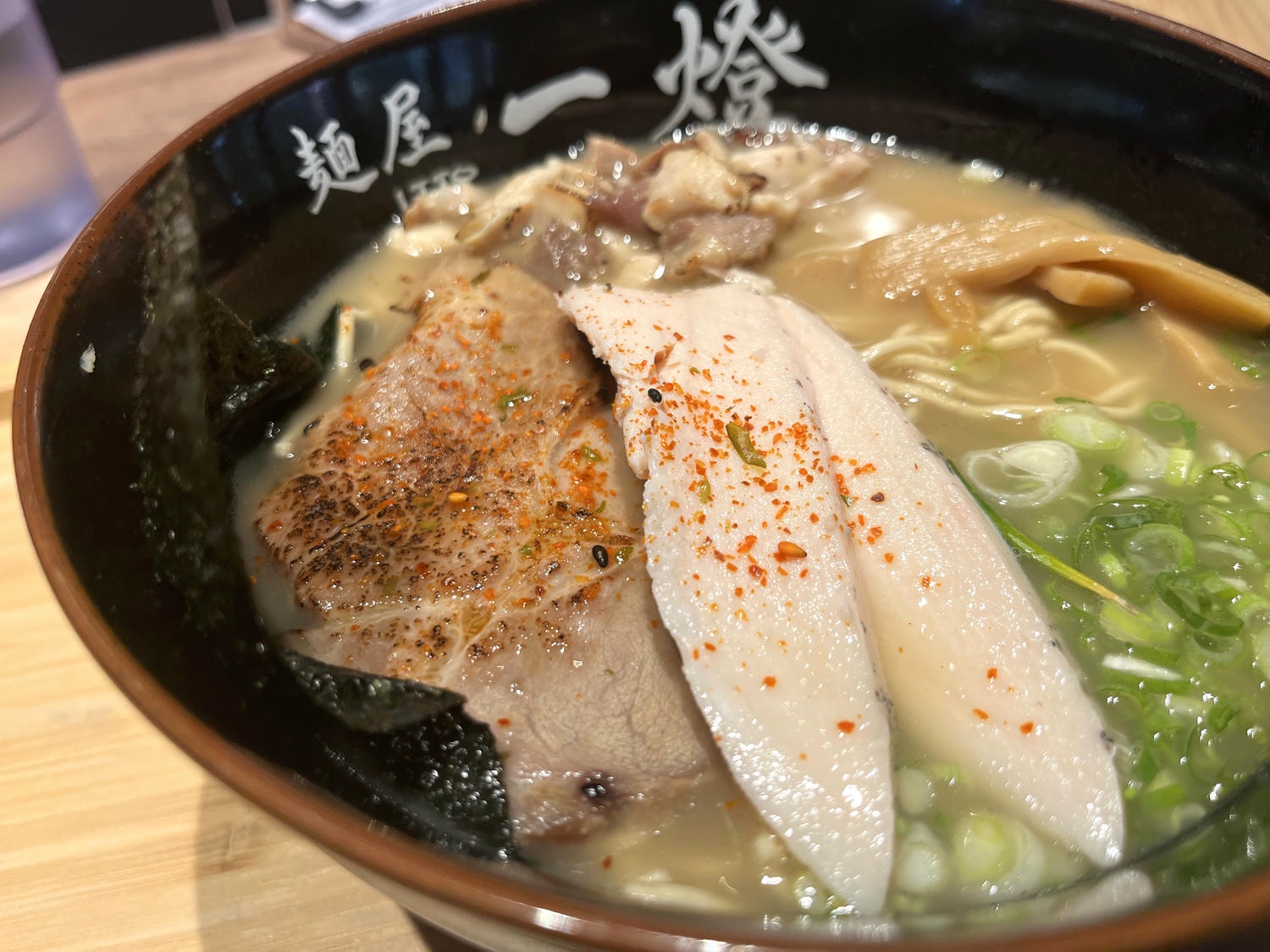 麵屋一燈 | 高雄夢時代店 | 東京拉麵名店南部首店 - 第15張圖 麵屋一燈 | 高雄夢時代店 | 東京拉麵名店南部首店